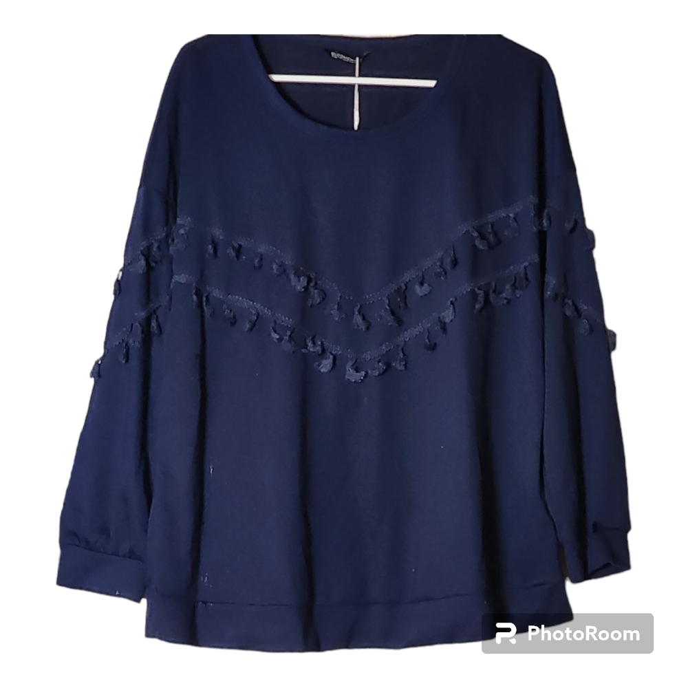Bloomchic Boho dark blue top size 12 us size L NWT